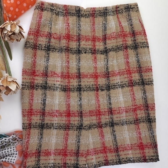Talbots Tan Plaid Wool Blend Skirt Sz 4 - Picture 8 of 13